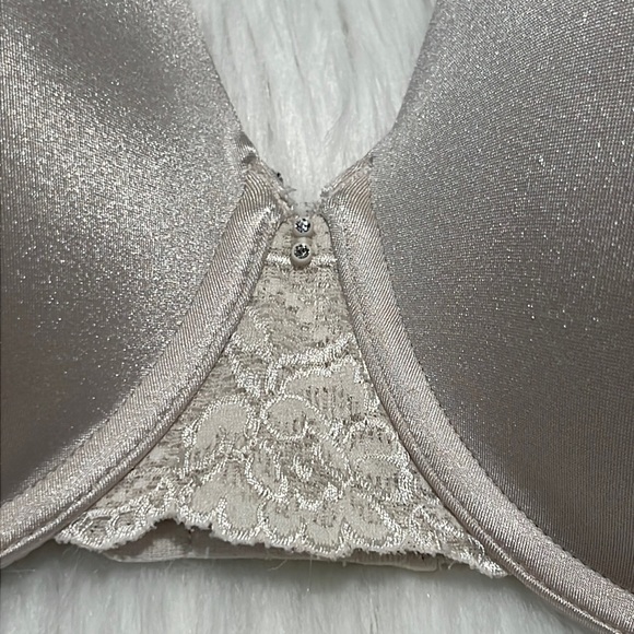 White Bra VANITY FAIR Size 42D, Style 75371 - Picture 4 of 13